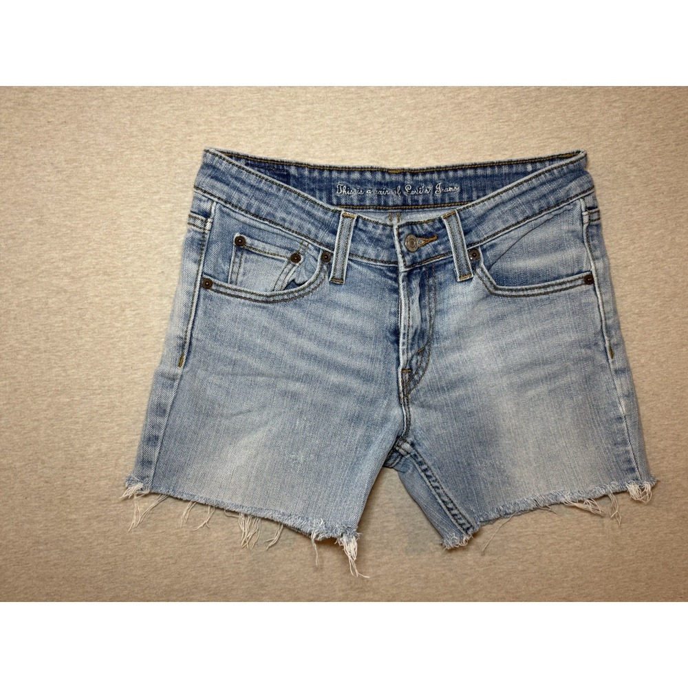 Levi's Woman's Medium Wash Blue Jean Shorts Size 5